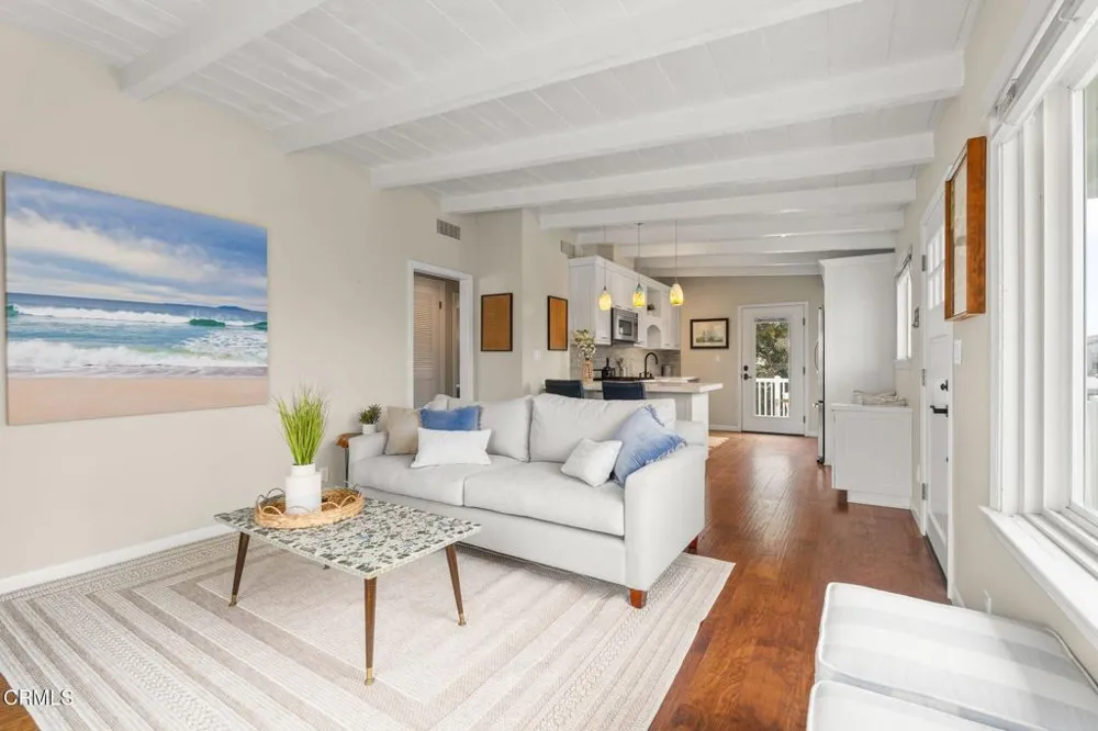 1308 Devon Lane Ventura, CA 93001