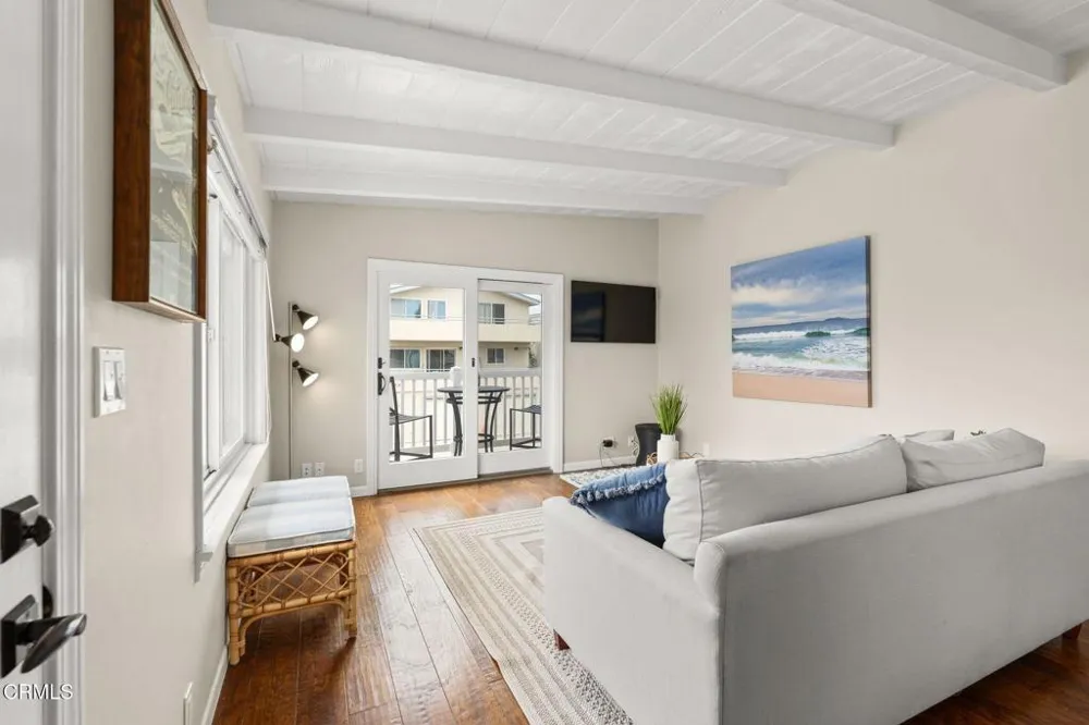 1308 Devon Lane Ventura, CA 93001