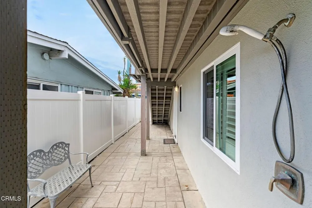 1308 Devon Lane Ventura, CA 93001