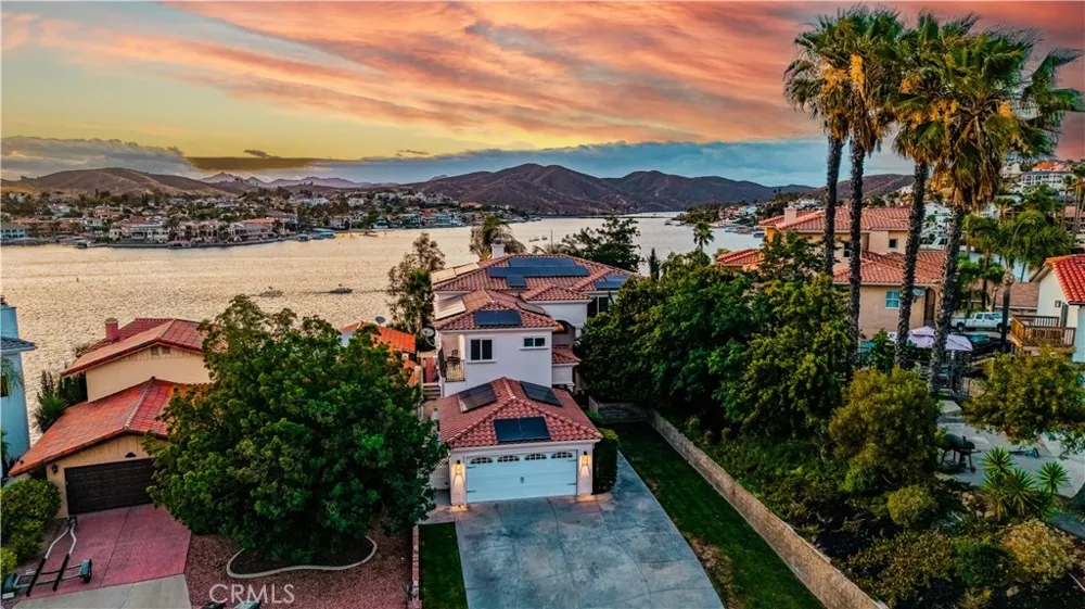 29723 Eagle Point Drive Canyon Lake, CA 92587