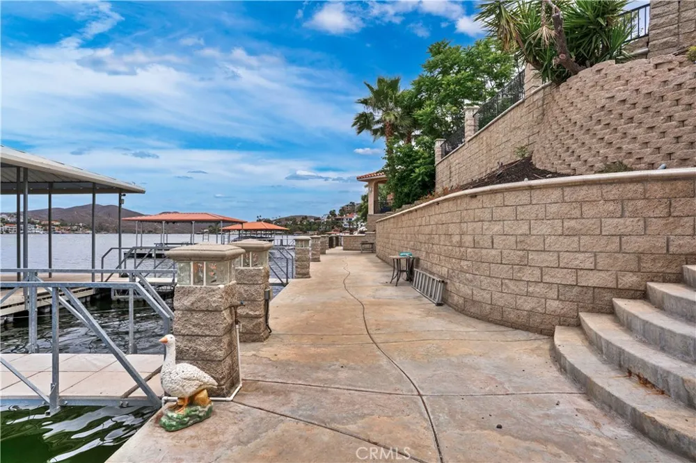 29723 Eagle Point Drive Canyon Lake, CA 92587