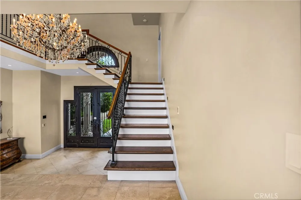 29723 Eagle Point Drive Canyon Lake, CA 92587