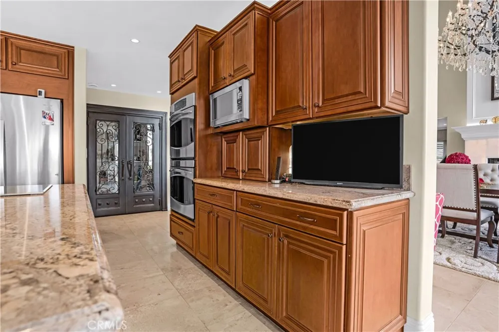 29723 Eagle Point Drive Canyon Lake, CA 92587