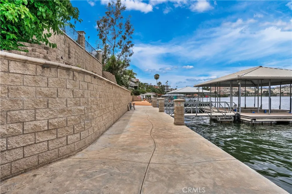 29723 Eagle Point Drive Canyon Lake, CA 92587