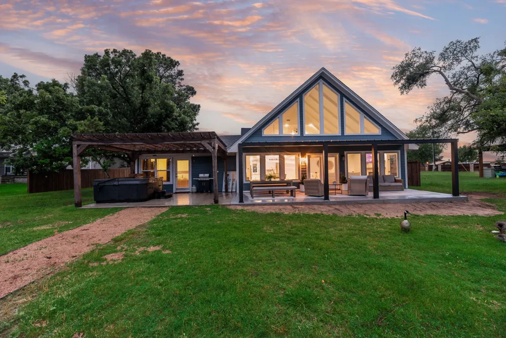 1907 Buck Run Possum Kingdom Lake, TX 76449