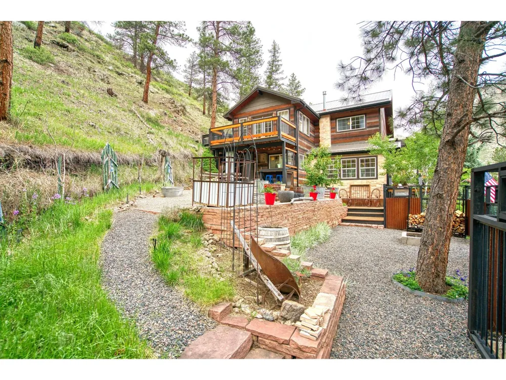 57 Falls Creek Drive Bellvue, CO 80512