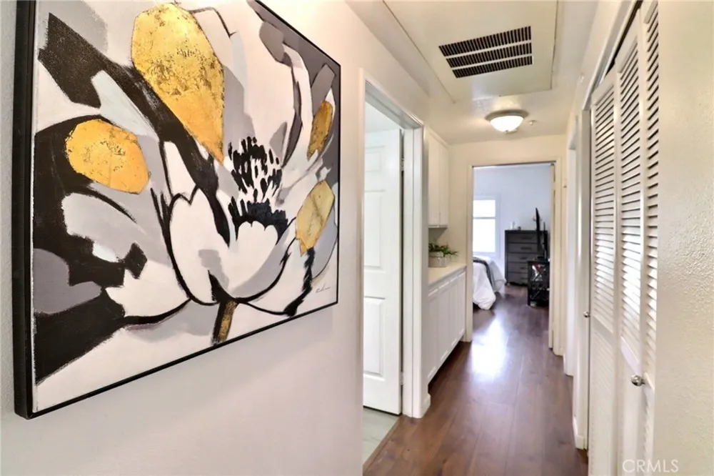 130 S Barranca #302 West Covina, CA 91791