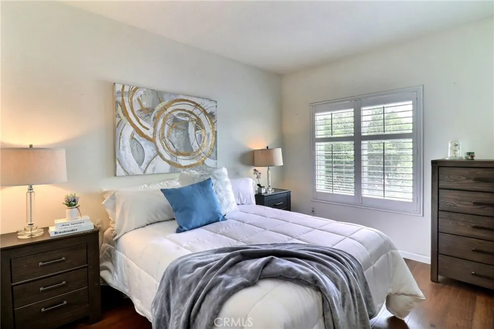130 S Barranca #302 West Covina, CA 91791