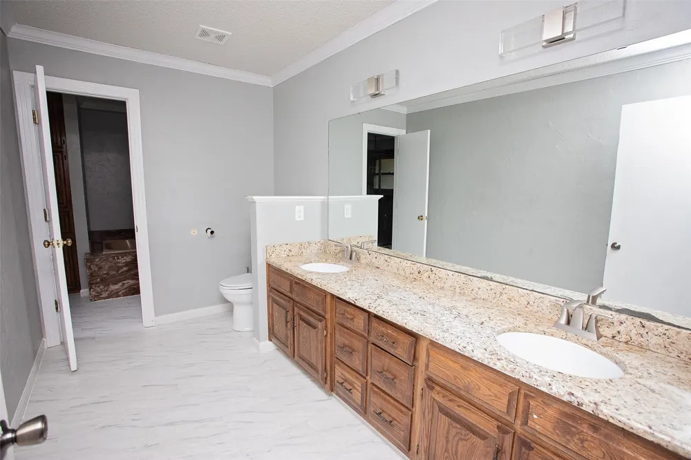 417 Summitt Avenue Graham, TX 76450