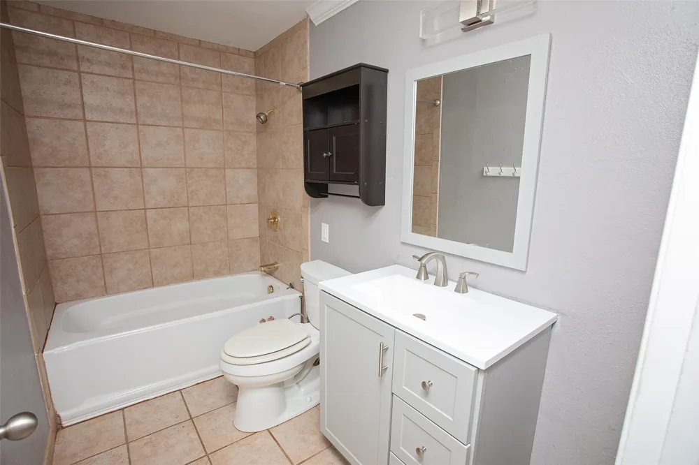417 Summitt Avenue Graham, TX 76450