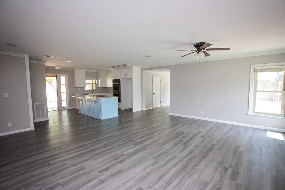 417 Summitt Avenue Graham, TX 76450