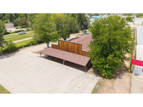 3006 E Mulberry Street