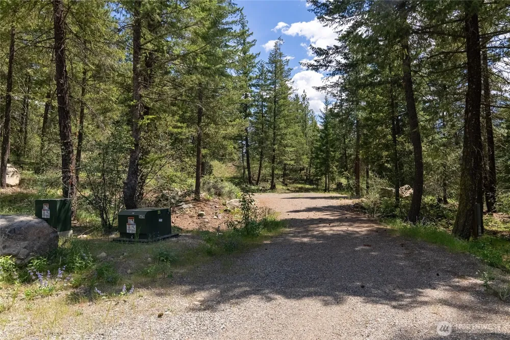 6 Homestead Road Winthrop, WA 98862