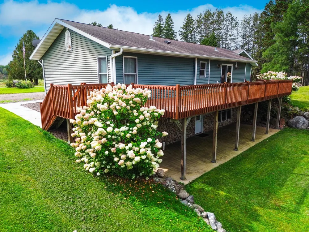 6778 Adelsgruber Drive Kettle River, MN 55757