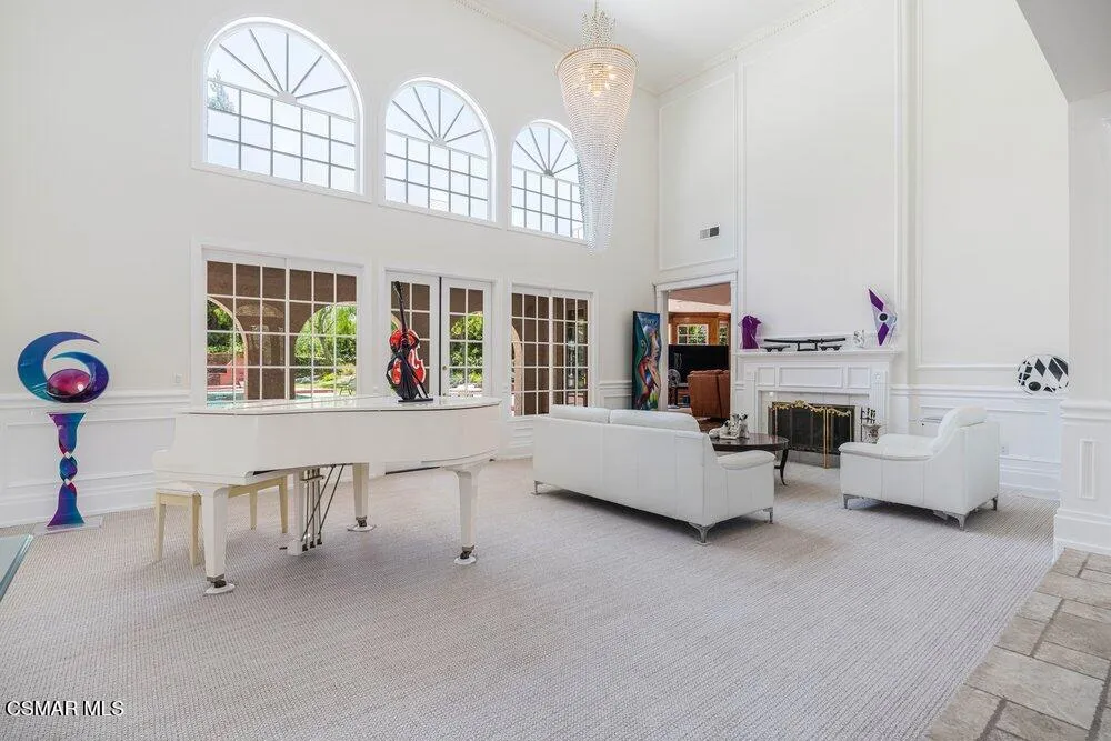 6120 Grey Rock Road Agoura Hills, CA 91301