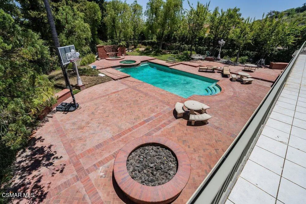6120 Grey Rock Road Agoura Hills, CA 91301