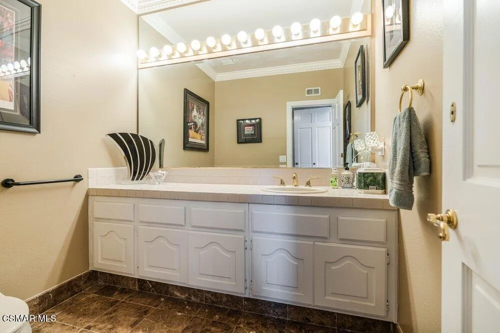 6120 Grey Rock Road Agoura Hills, CA 91301