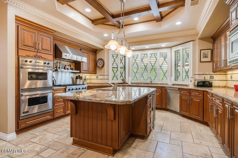6120 Grey Rock Road Agoura Hills, CA 91301