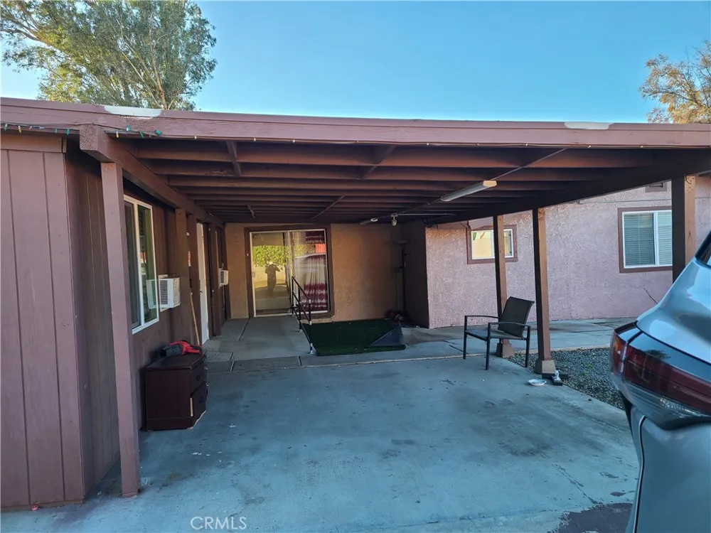 11685 Holmes Jurupa Valley, CA 91752