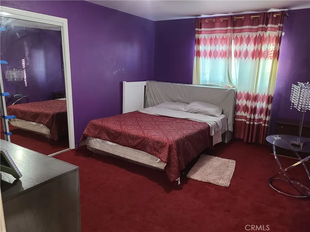 11685 Holmes Jurupa Valley, CA 91752