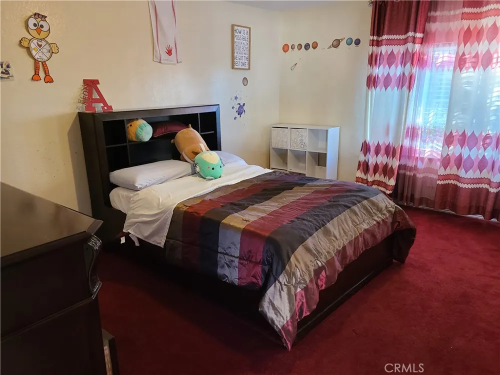 11685 Holmes Jurupa Valley, CA 91752
