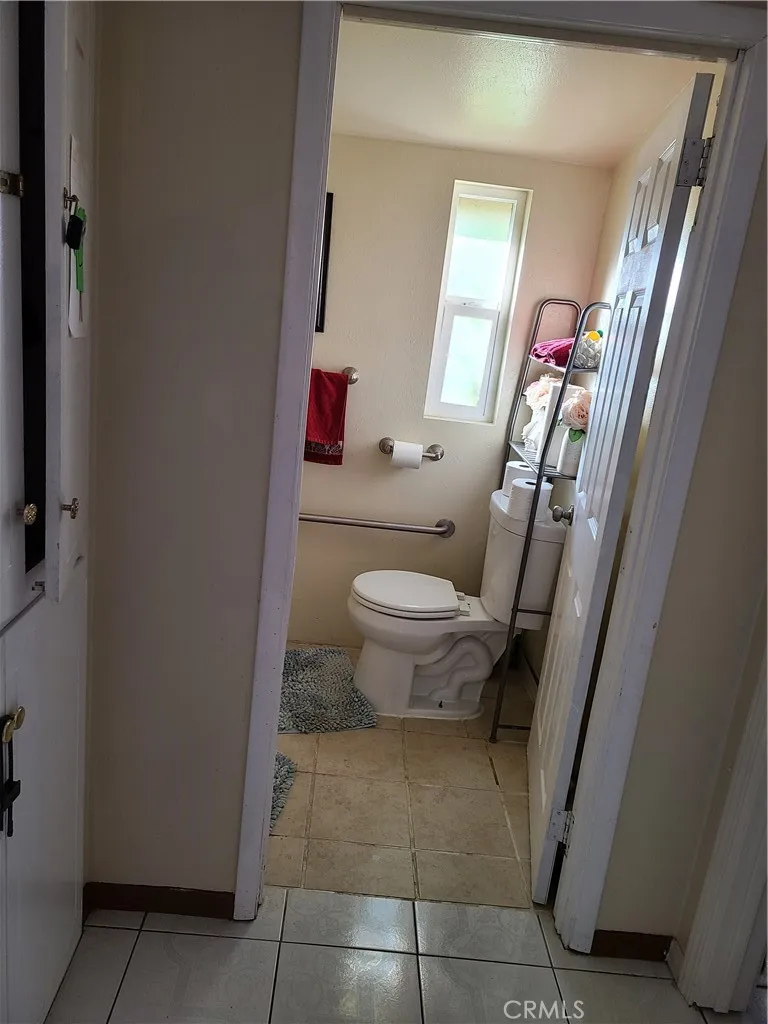 11685 Holmes Jurupa Valley, CA 91752