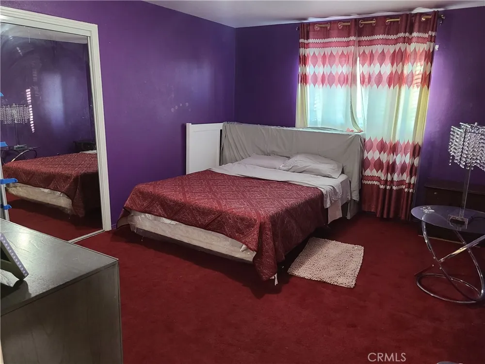 11685 Holmes Jurupa Valley, CA 91752