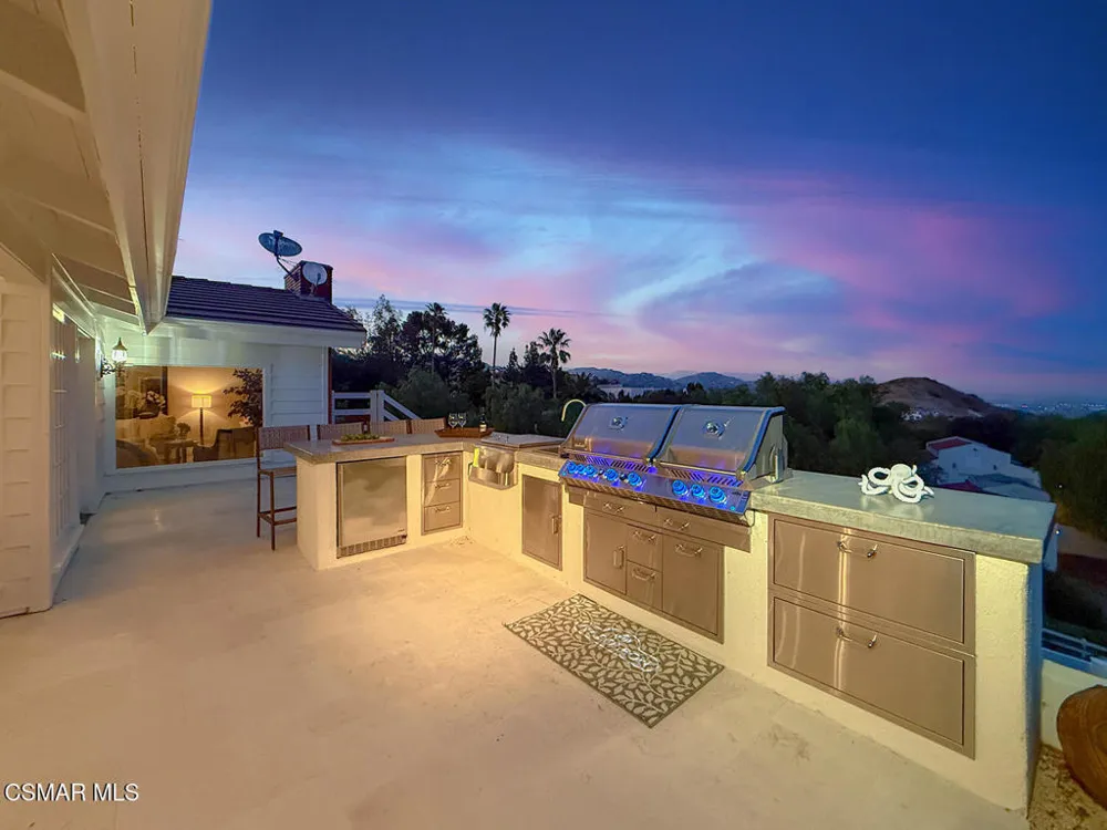 5 Concho Lane Bell Canyon, CA 91307