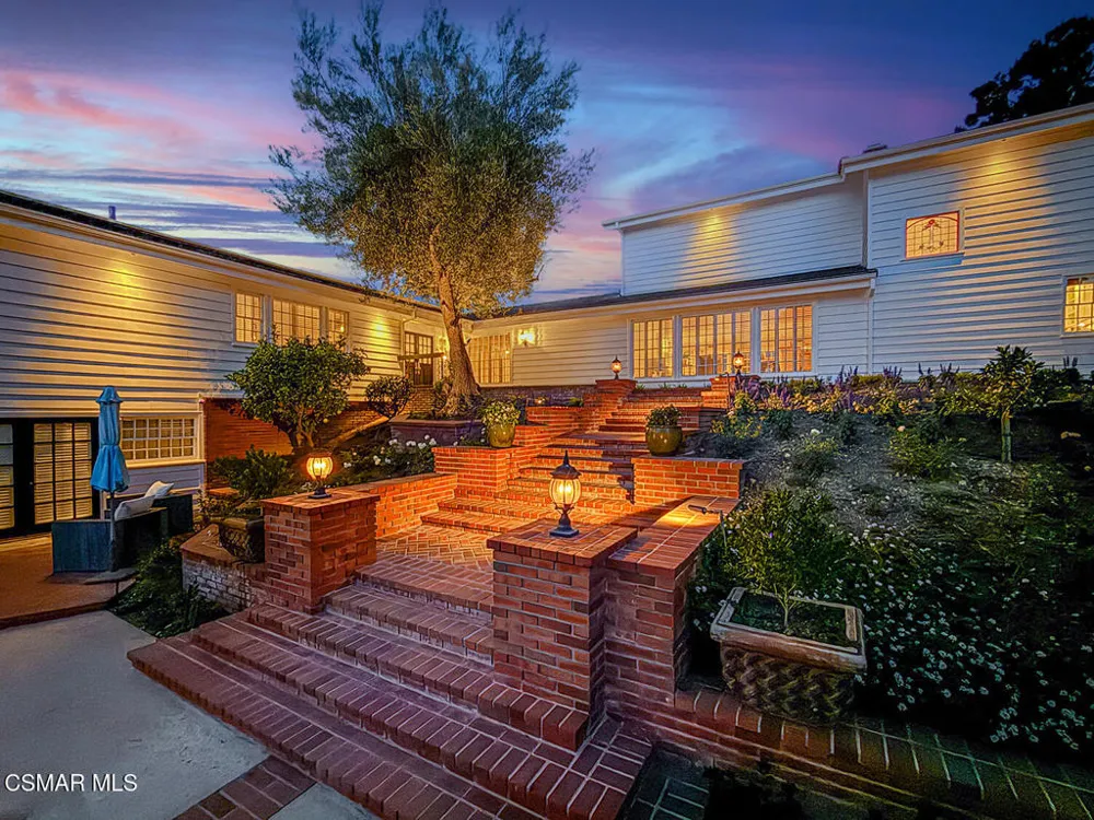 5 Concho Lane Bell Canyon, CA 91307