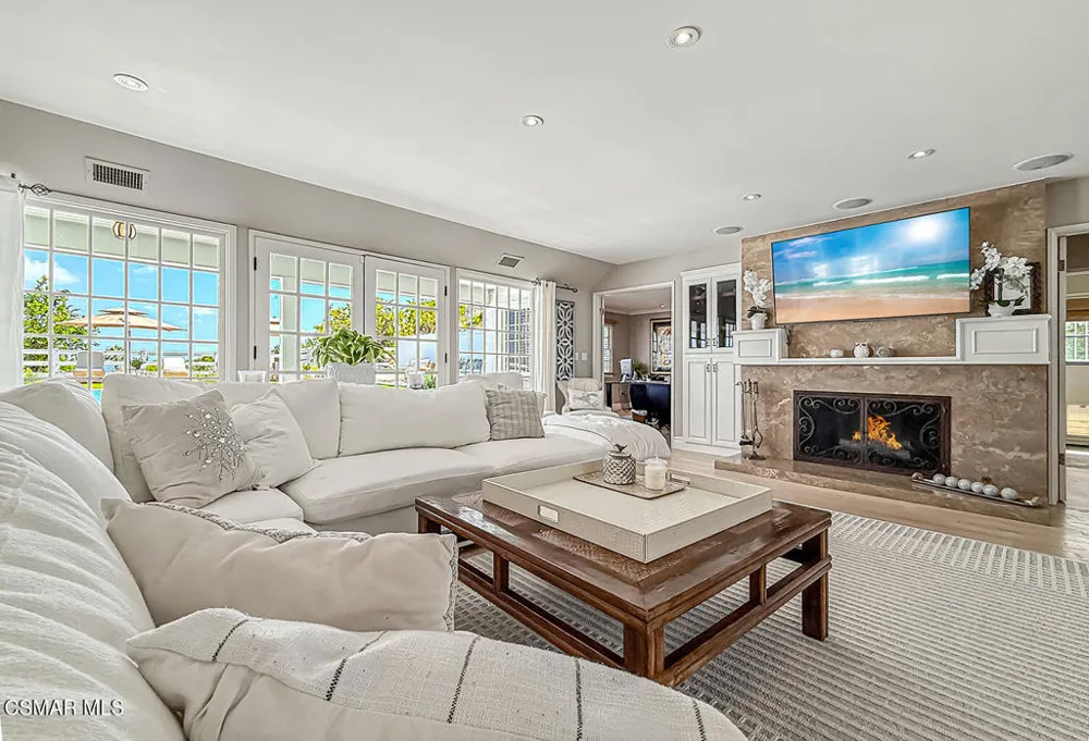 5 Concho Lane Bell Canyon, CA 91307