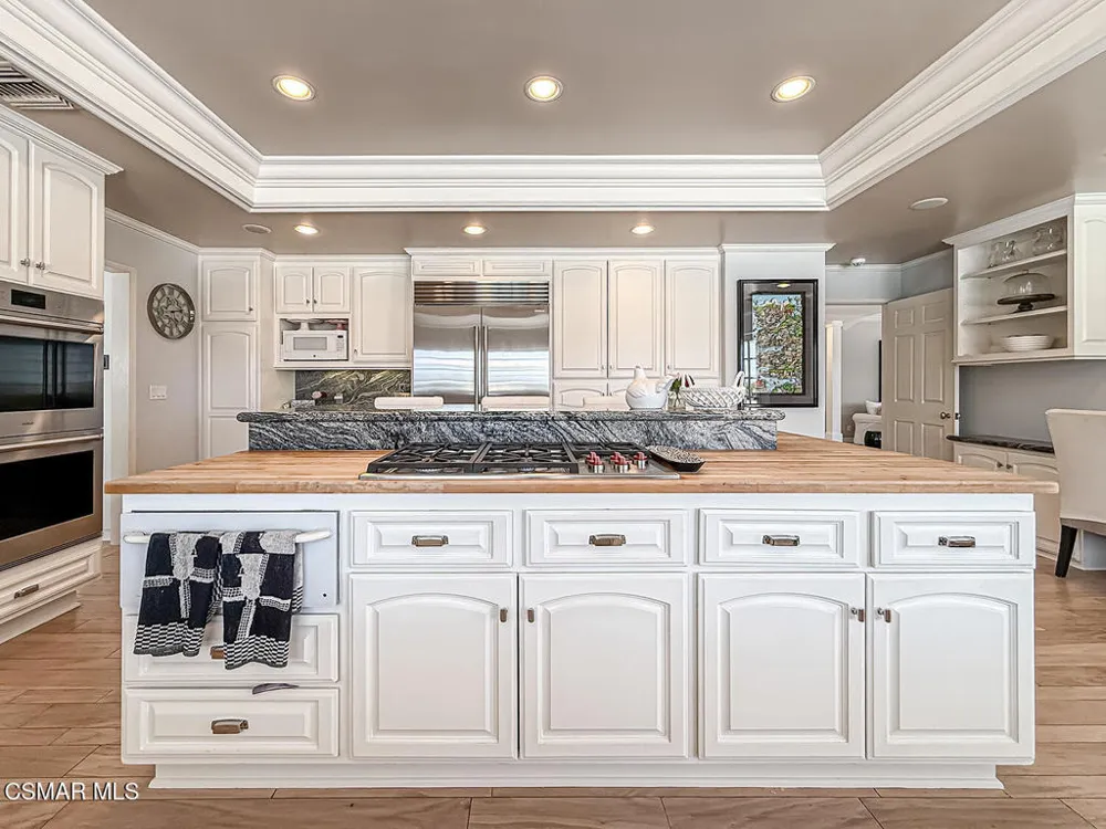 5 Concho Lane Bell Canyon, CA 91307