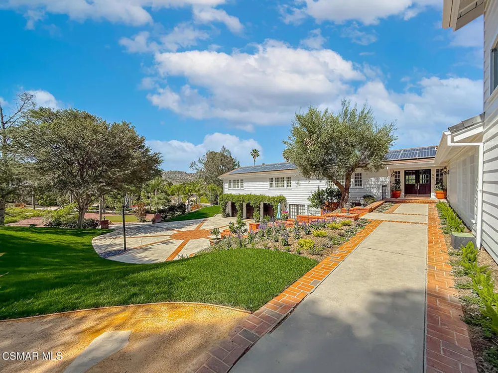 5 Concho Lane Bell Canyon, CA 91307