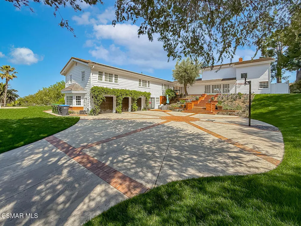 5 Concho Lane Bell Canyon, CA 91307