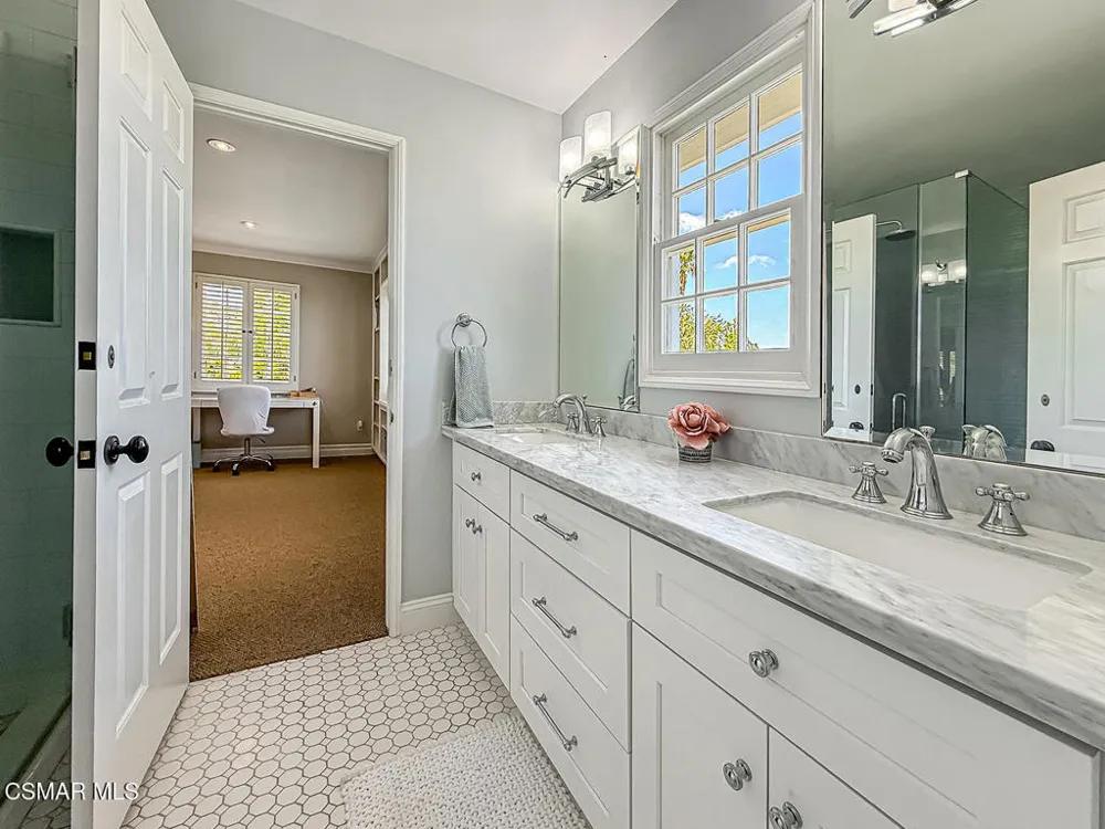 5 Concho Lane Bell Canyon, CA 91307