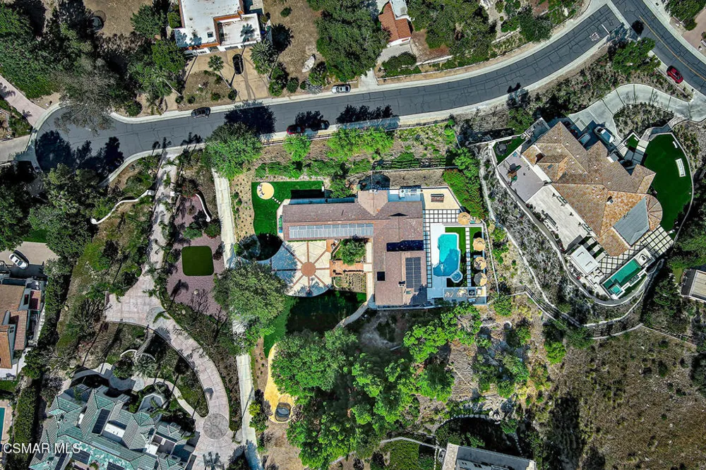 5 Concho Lane Bell Canyon, CA 91307