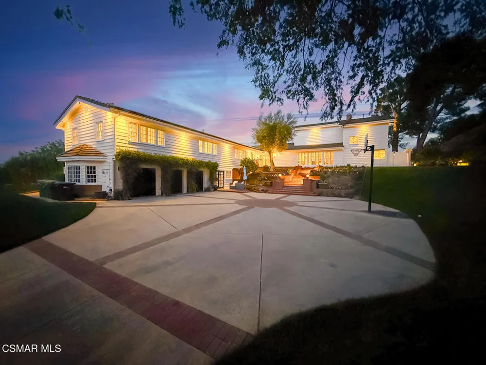 5 Concho Lane Bell Canyon, CA 91307