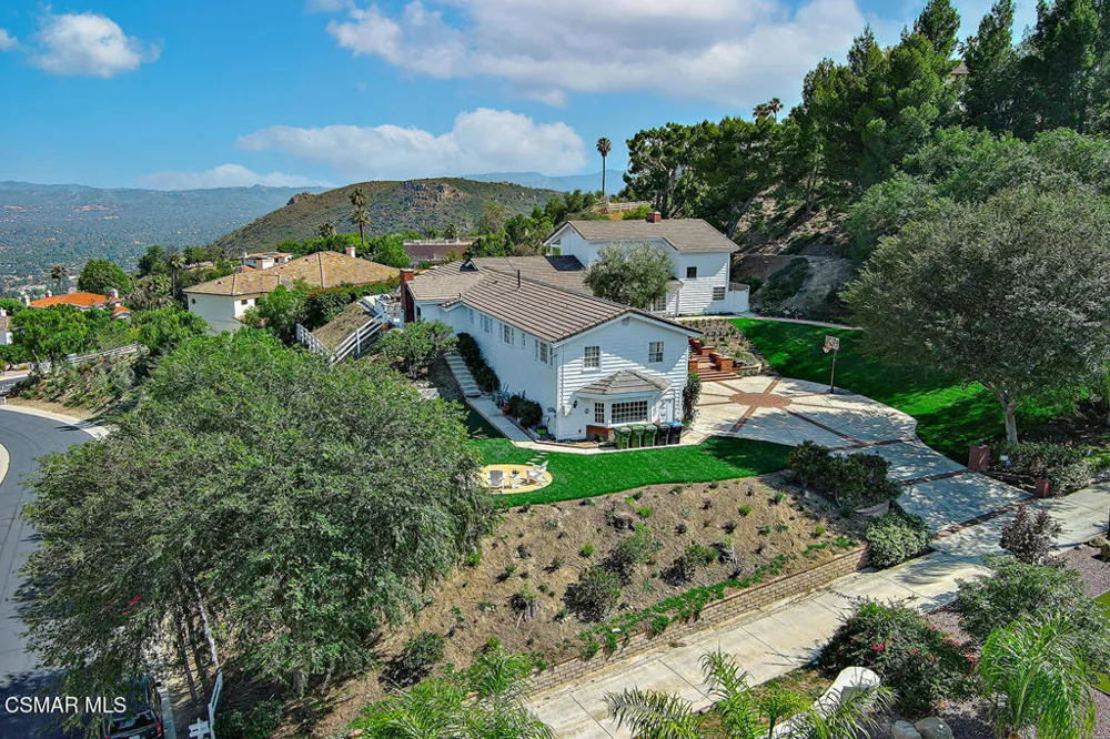 5 Concho Lane Bell Canyon, CA 91307