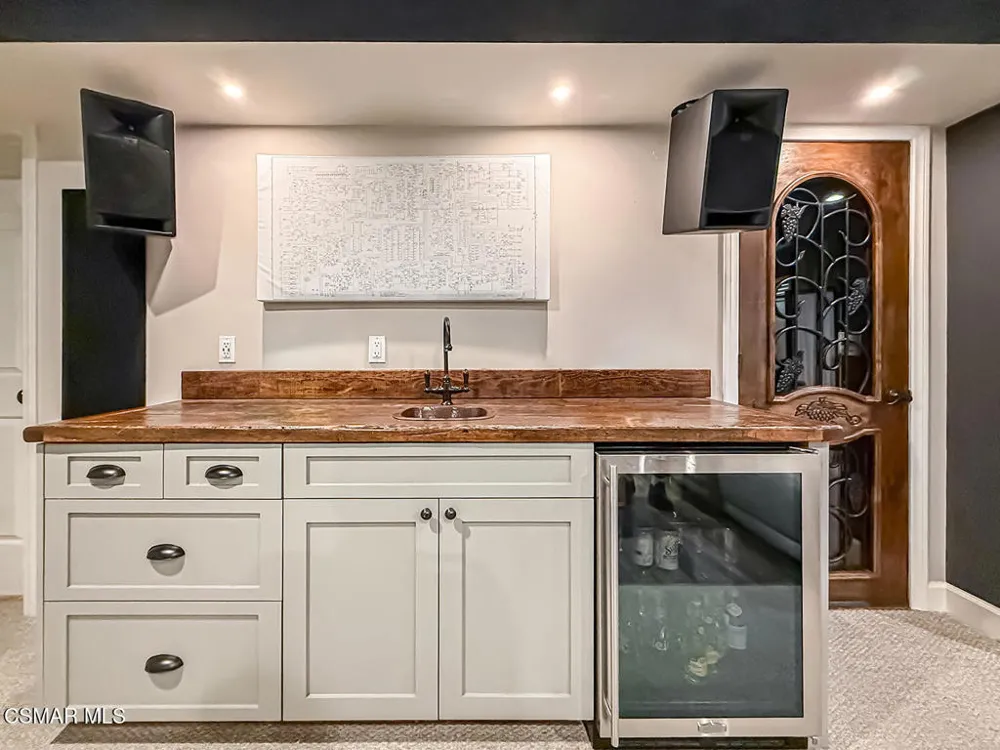 5 Concho Lane Bell Canyon, CA 91307