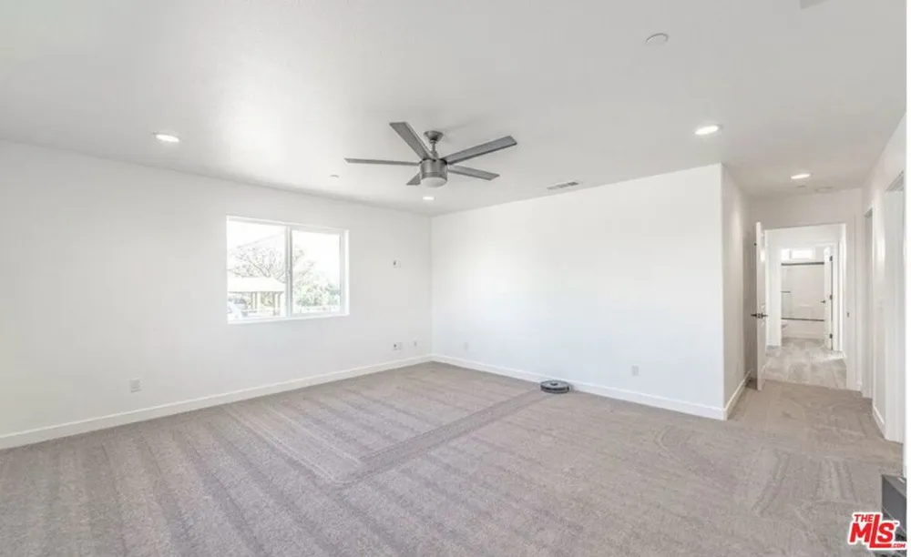 11548 11th Avenue Hesperia, CA 92345