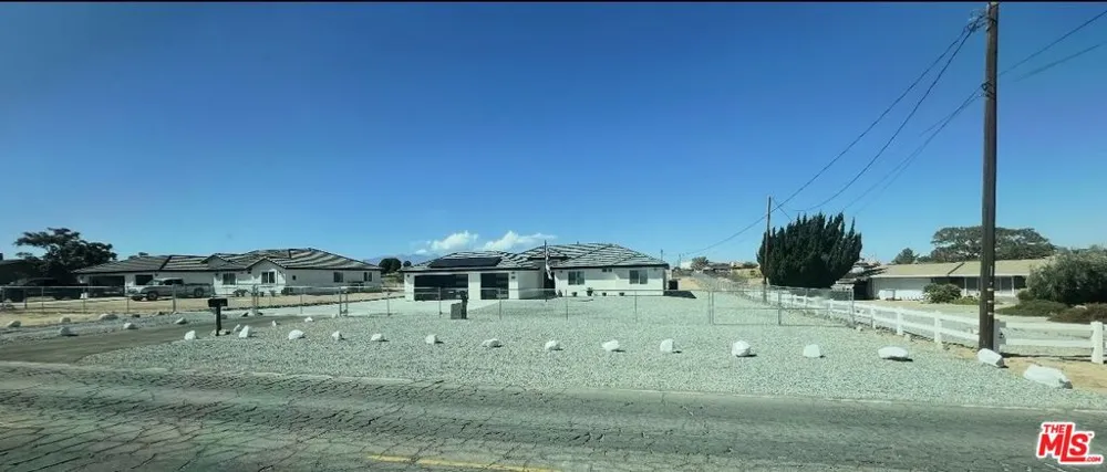 11548 11th Avenue Hesperia, CA 92345