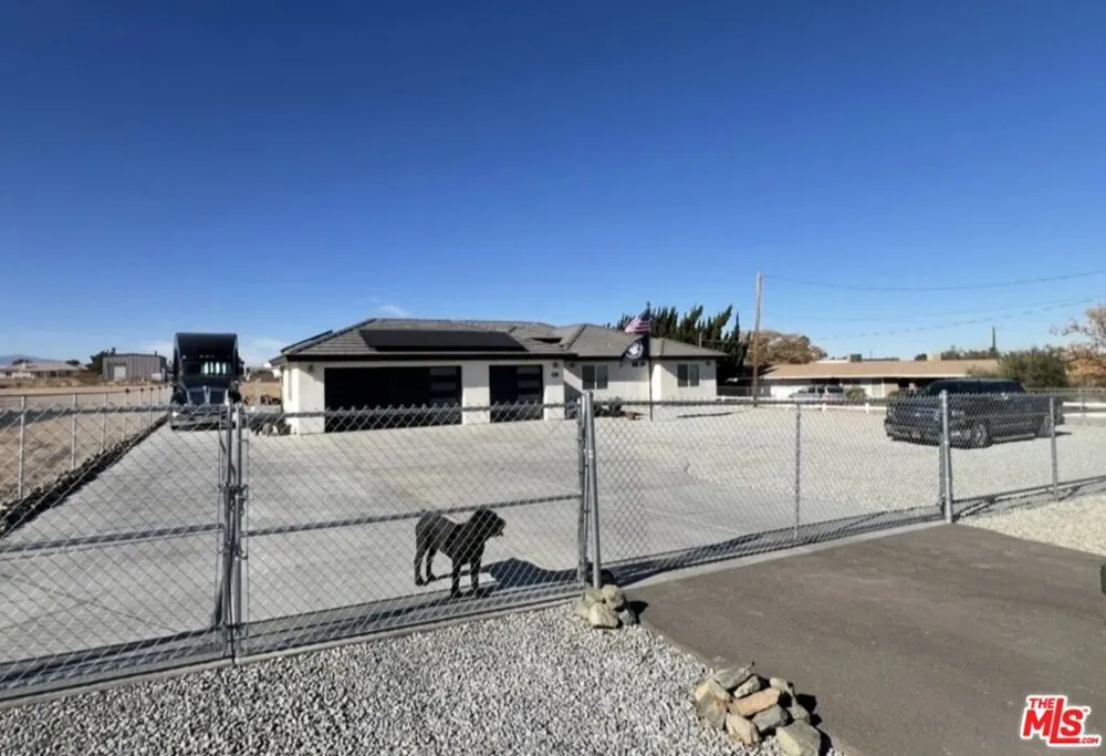 11548 11th Avenue Hesperia, CA 92345