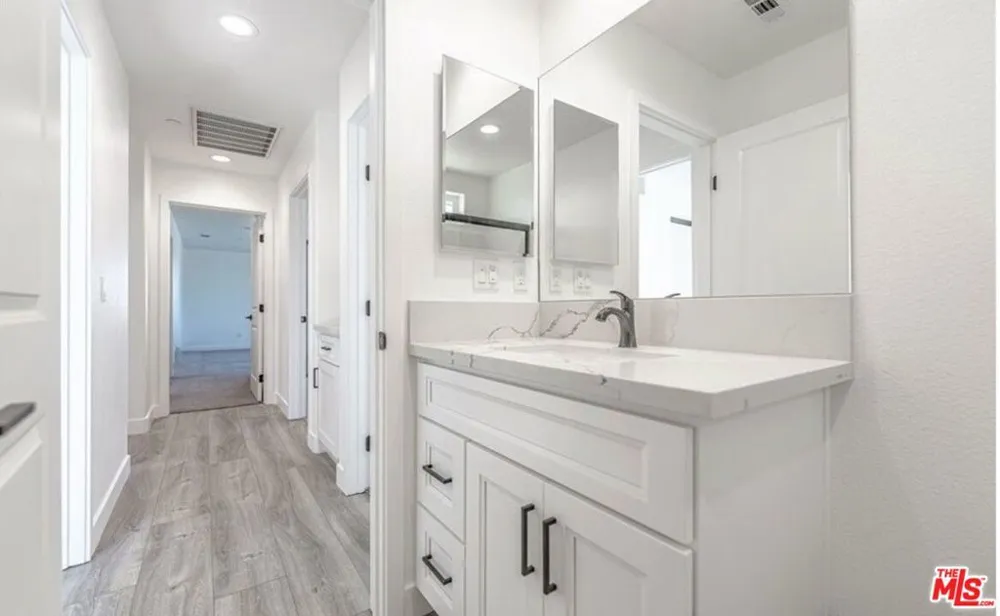 11548 11th Avenue Hesperia, CA 92345