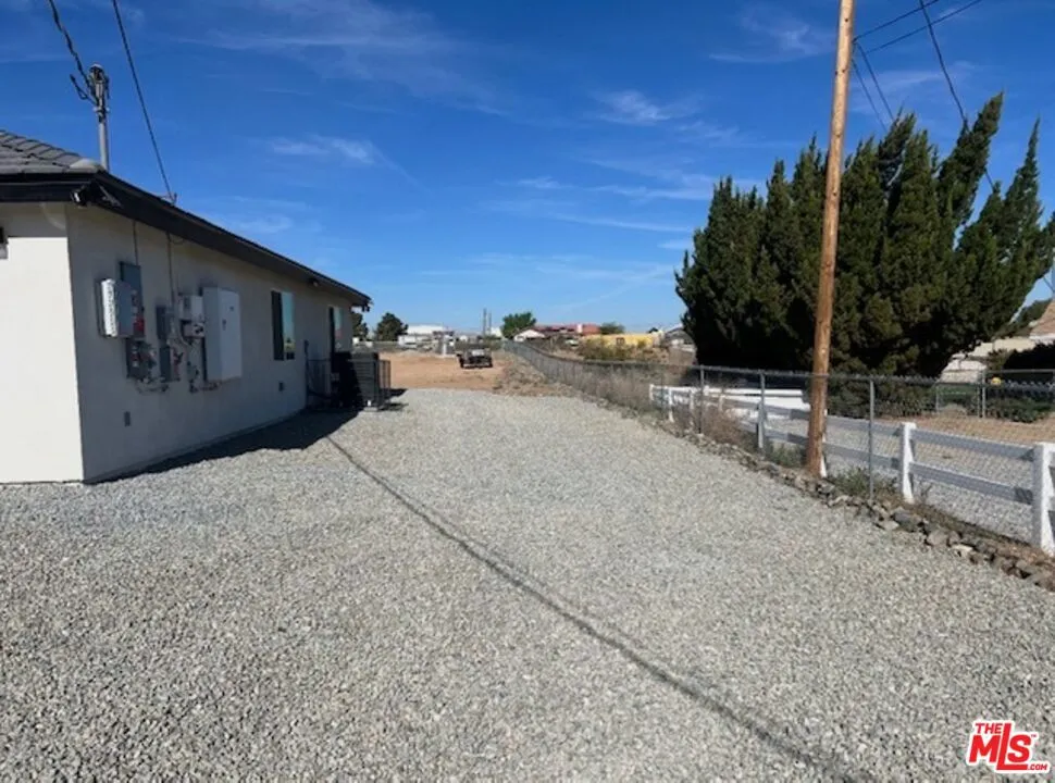 11548 11th Avenue Hesperia, CA 92345