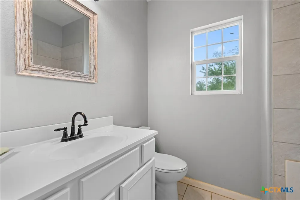 241 Cistern Road Rosanky, TX 78953