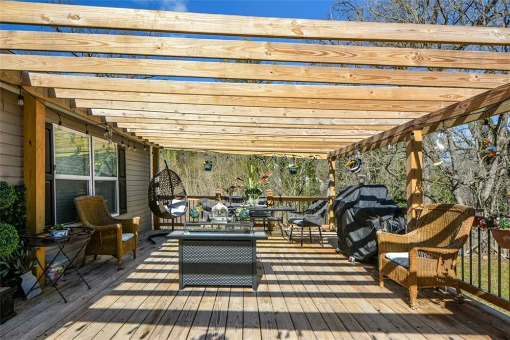 2339 Whitestone Road Talking Rock, GA 30175