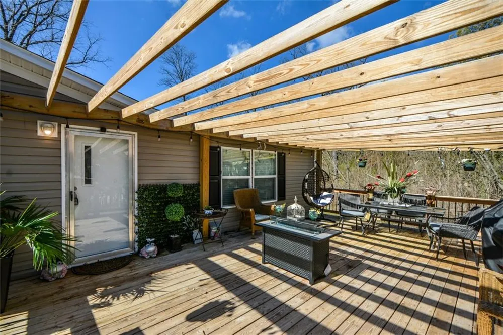 2339 Whitestone Road Talking Rock, GA 30175