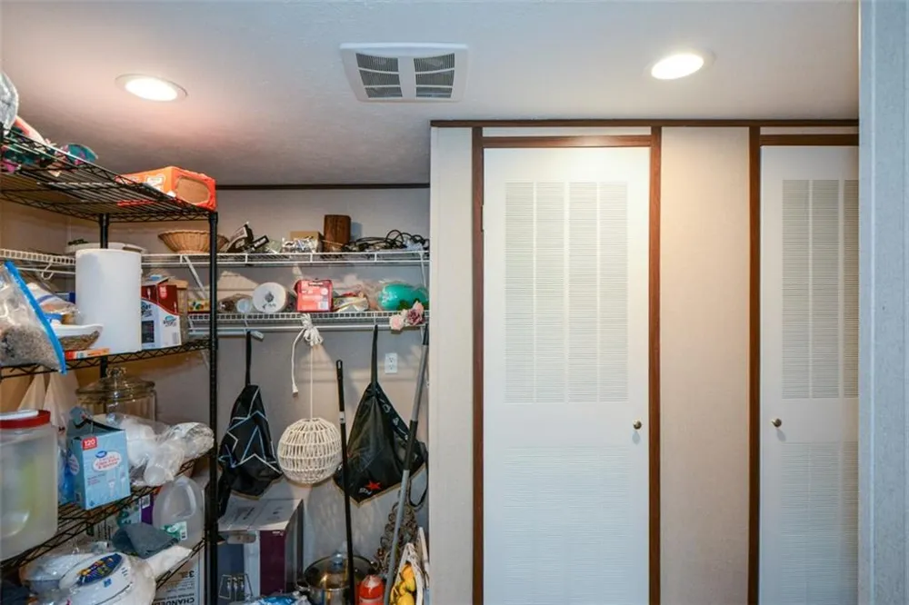 2339 Whitestone Road Talking Rock, GA 30175