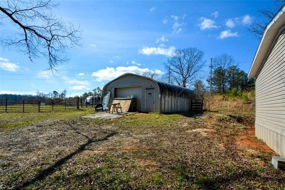 2339 Whitestone Road Talking Rock, GA 30175