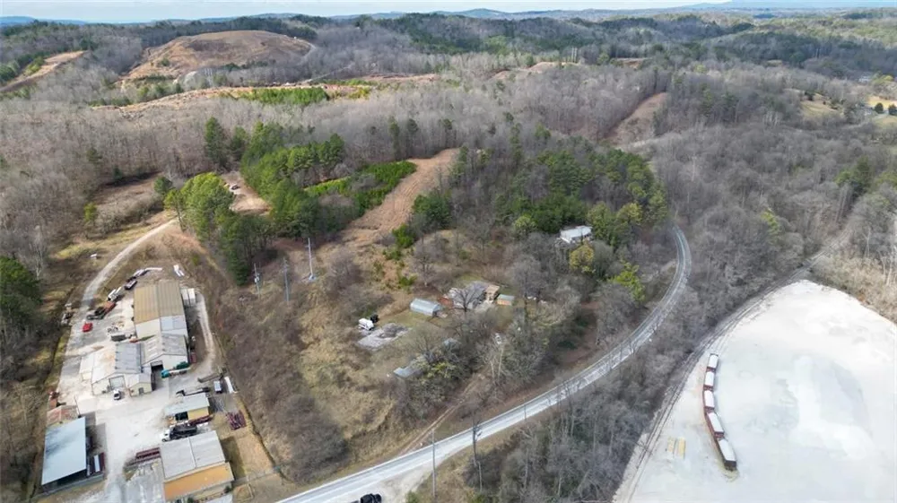 2339 Whitestone Road Talking Rock, GA 30175