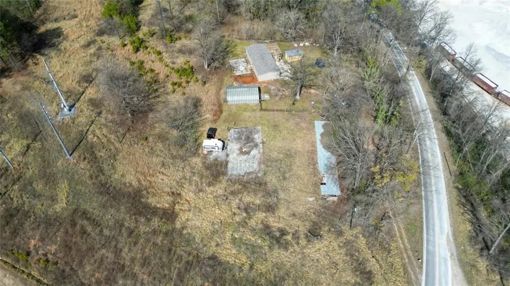 2339 Whitestone Road Talking Rock, GA 30175